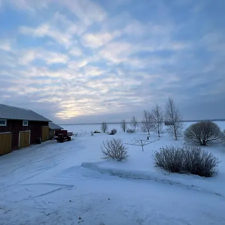 Beautiful Big With Spectacular Meteor Site View *